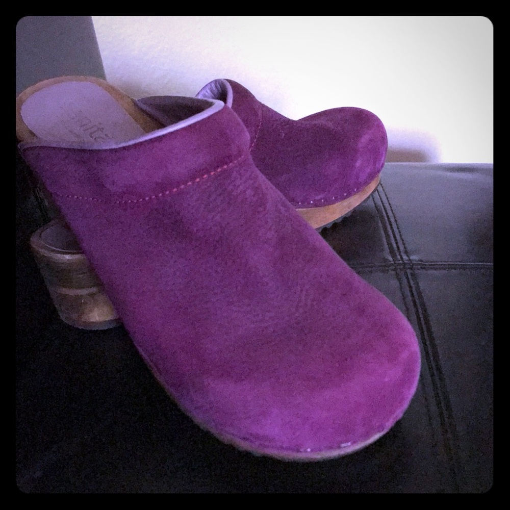 Clogs